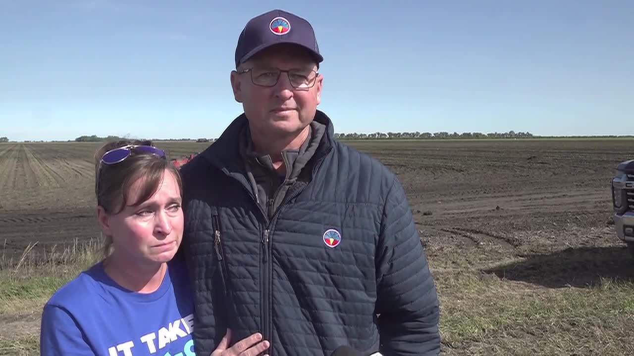 North Dakota Farmers Rally to Complete Neighbor’s Beet Harvest Amidst Cancer Battle